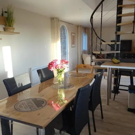 Apartament Plein De Charme Sur La Cote Normande Avec Piscine A Fecamp Pres D'etretat Le Domaine De La Roquette Ganzeville