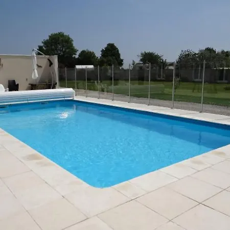 Plein De Charme Sur La Cote Normande Avec Piscine A Fecamp Pres D'etretat Le Domaine De La Roquette Ganzeville